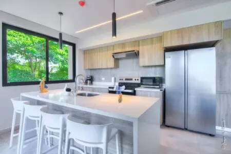 04321b35 349c 4a4e 8d49 82e27a93a0e6