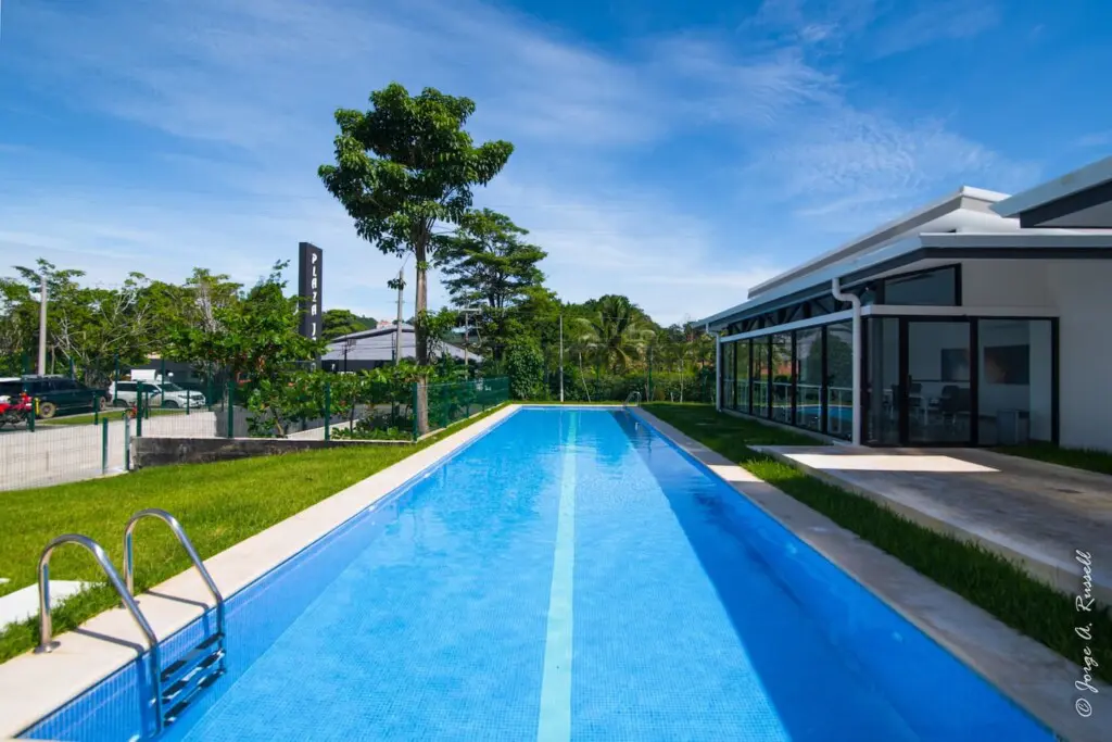 0f4cd008 03f9 421c 8e81 2fec8ae6ddf4