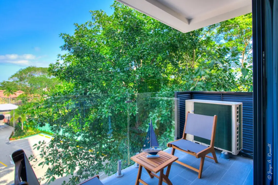 61898971 db59 4678 aeb6 73f291003c00