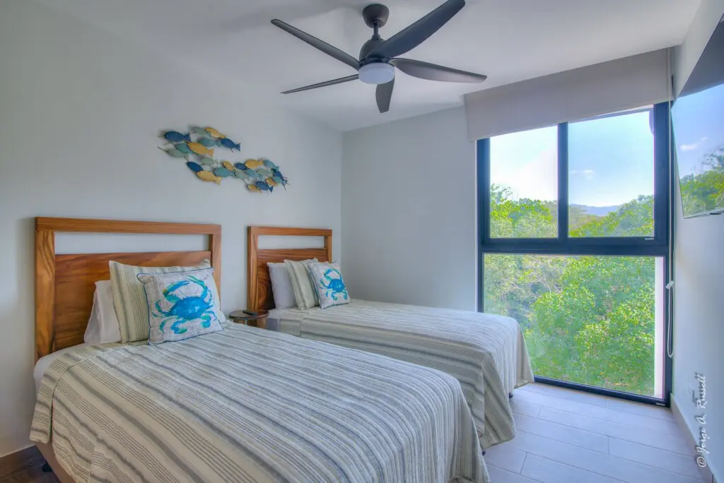 8a5ea589 965f 442f 9a17 9ecdae25b612