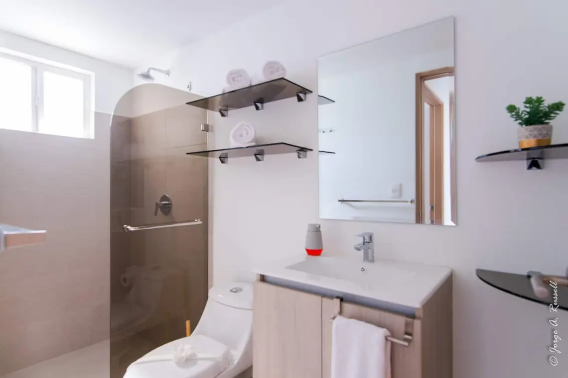 9cc034a3 bc60 4943 be84 27d8f2e3e5cc