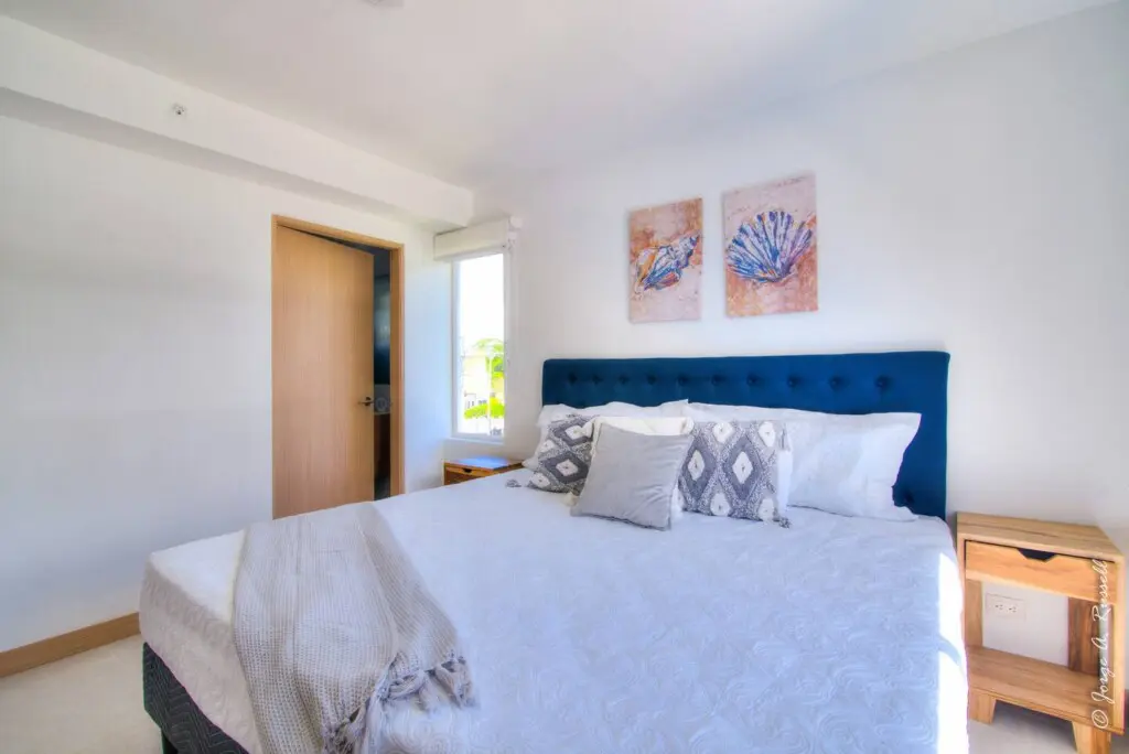 a295c874 3de6 4b3e 9182 b4bd604db778