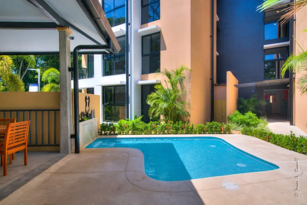 a384099f ea7d 4661 b776 8b5a9d96c32a