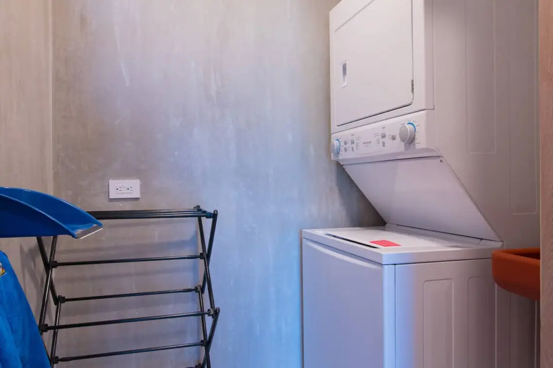 b7a051d6 cef8 4c55 b5f2 8e51ff42c031