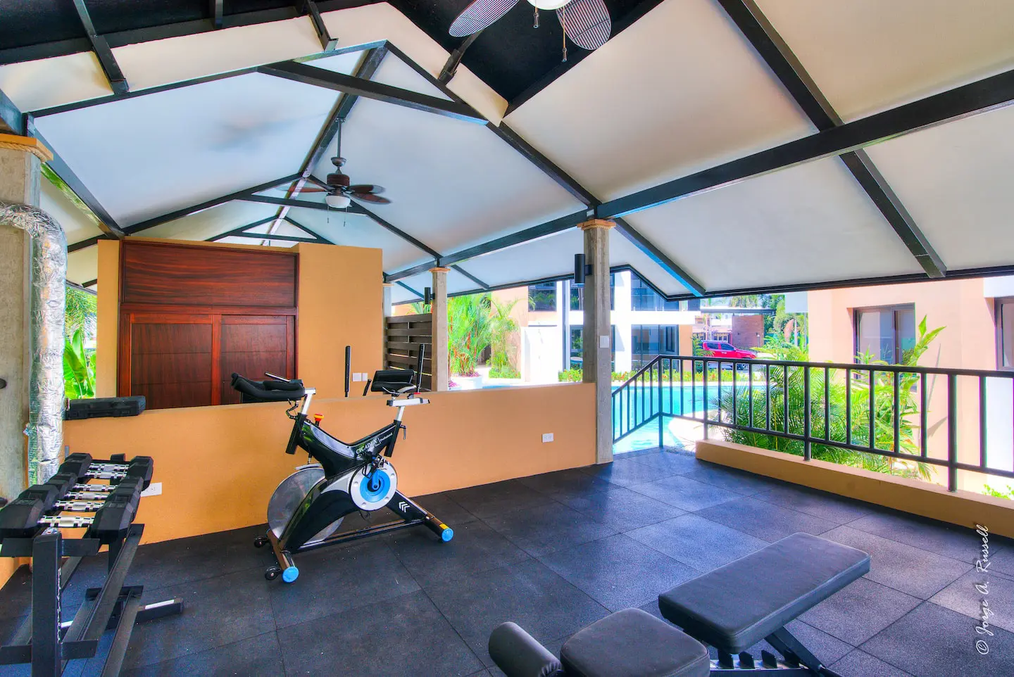 f79331fb f582 4dba b41b c8f34aff9b5b